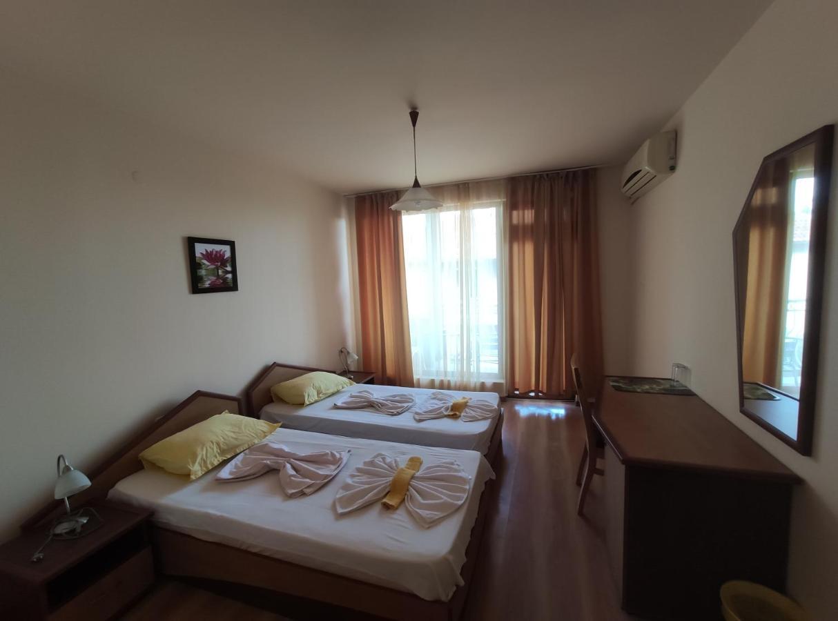 Family Hotel Denica Obzor Dış mekan fotoğraf
