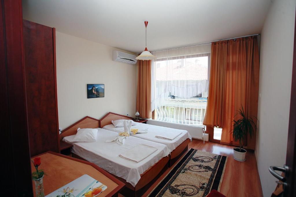 Family Hotel Denica Obzor Oda fotoğraf